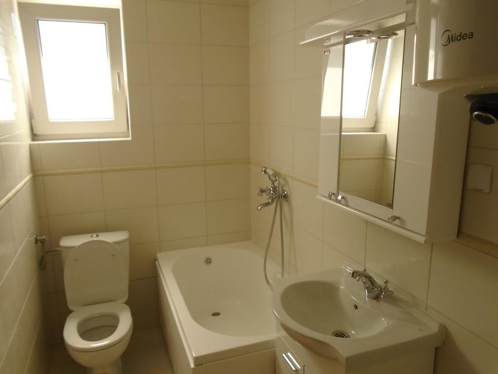 Apartments Kanli Kula 헤르섹 외부 사진