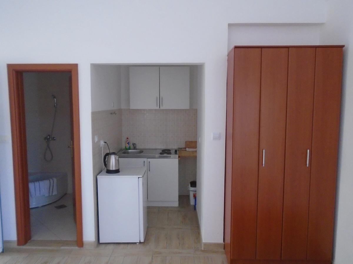 Apartments Kanli Kula 헤르섹 외부 사진